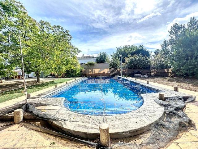 Chalet en venta en Zona 2 (Centro y San Francisco), Lucena