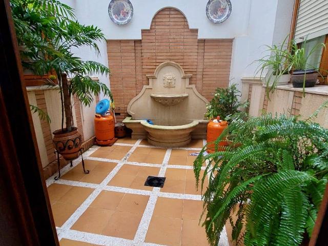 Chalet en venta en Zona 2 (Centro y San Francisco), Lucena