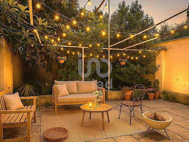 Villa en venta en Madrid, Cortes