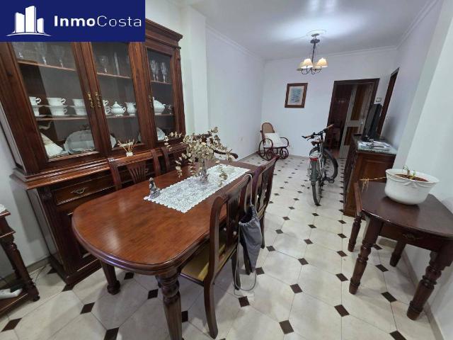 Chalet en venta en La Línea de la Concepción