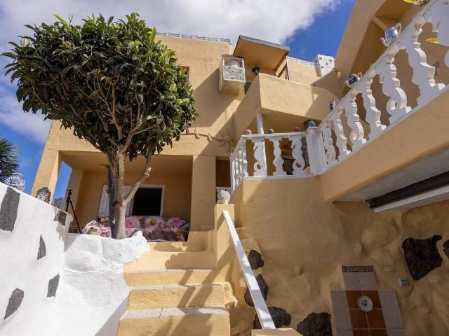 Chalet en venta en San Juan de la Rambla, Canarias