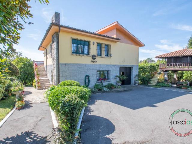 Chalet en venta en Villaviciosa, Asturias