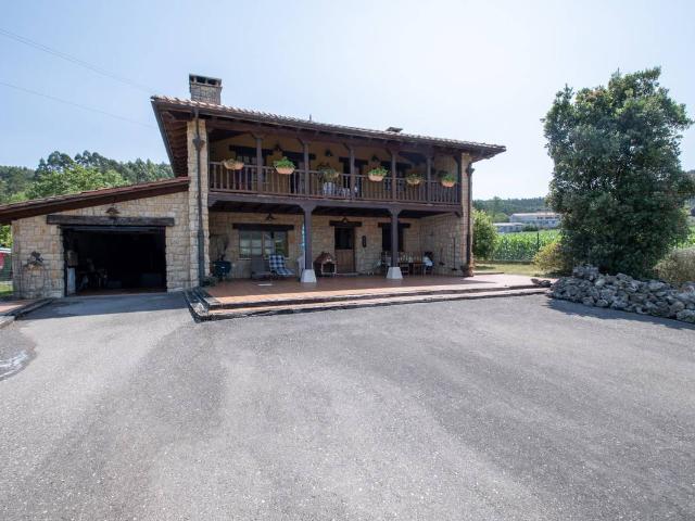 Chalet en venta en Villaviciosa, Asturias