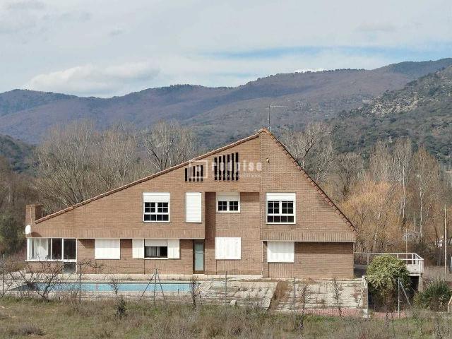 Chalet en venta en San Martín De Valdeiglesias, Madrid