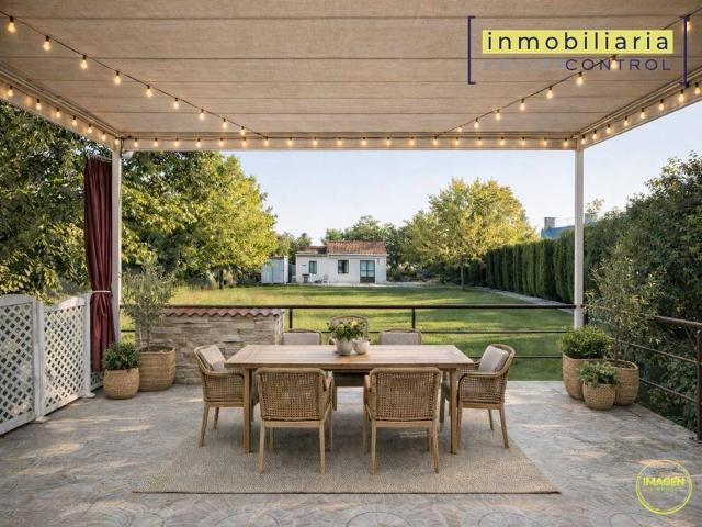 Chalet en venta en Zaragoza, Aragón