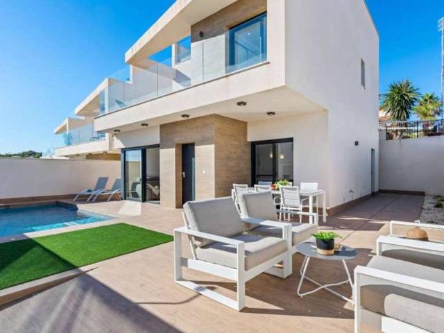 Chalet en venta en San Miguel De Salinas