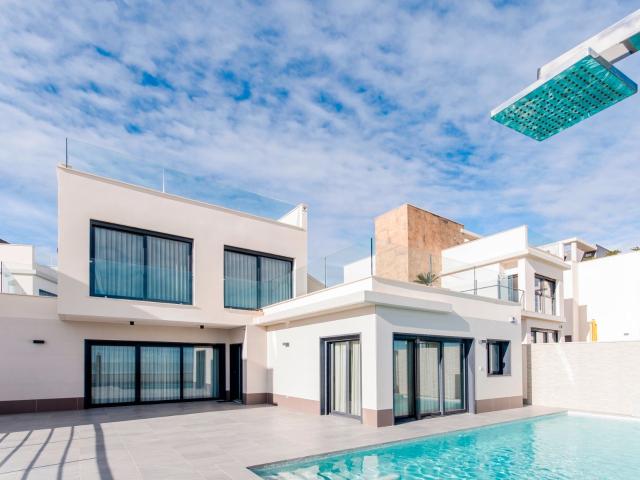Chalet en venta en San Miguel De Salinas