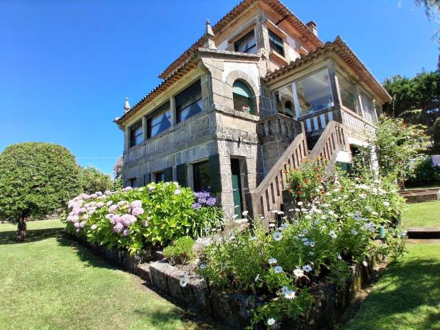 Chalet en venta en A Angustia, Vigo