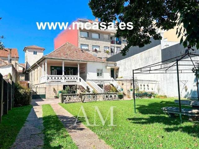 Chalet en venta en A Angustia, Vigo