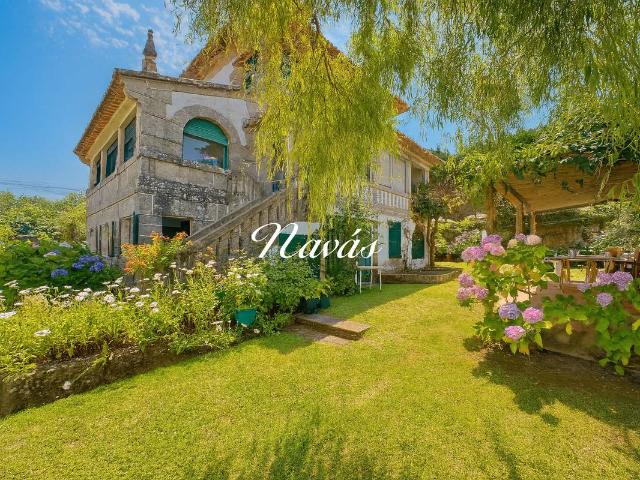 Chalet en venta en A Angustia, Vigo