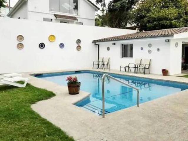Chalet en venta en A Angustia, Vigo