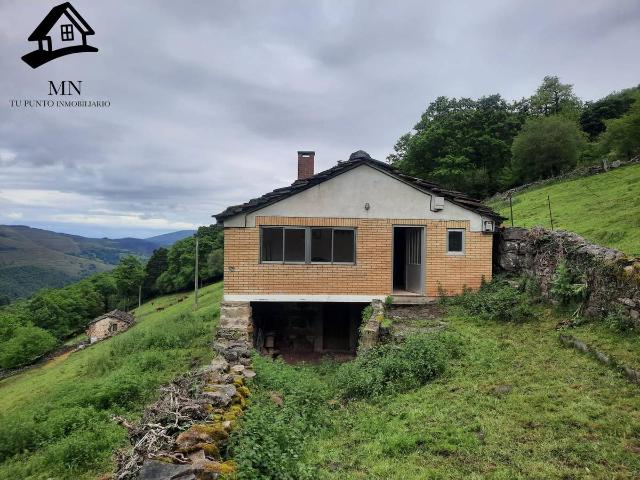 Chalet en venta en San Pedro del Romeral, Cantabria