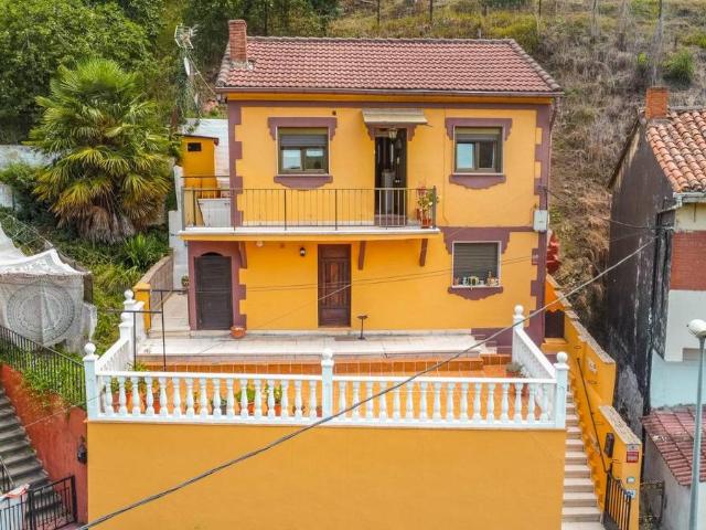 Chalet en venta en Mieres, Asturias