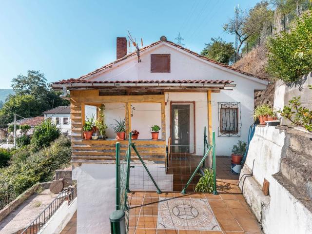 Chalet en venta en Mieres