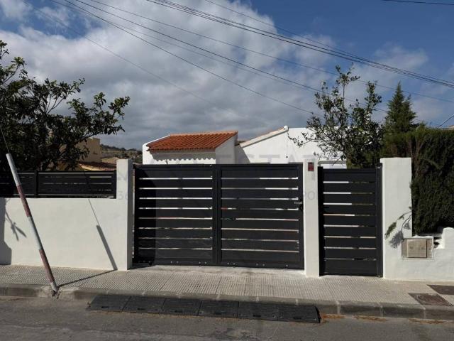 Chalet en venta en la Marina Baixa, Valencia