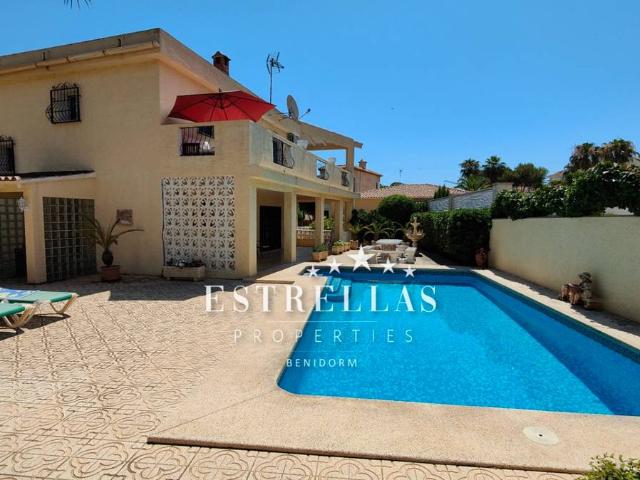 Chalet en venta en la Marina Baixa, Valencia
