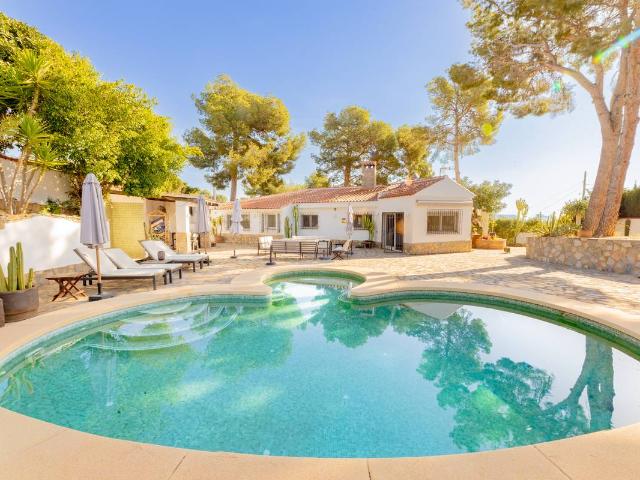 Chalet en venta en la Marina Baixa, Valencia