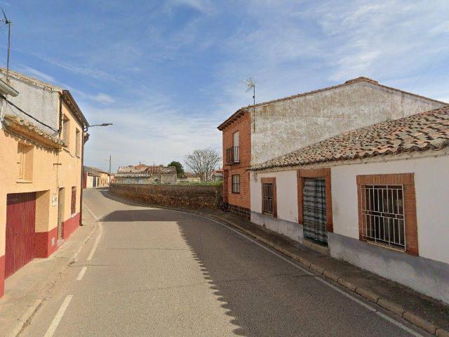Villa en venta en San Román De Hornija