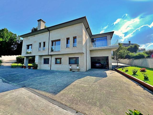 Chalet en venta en Lugo, Galicia