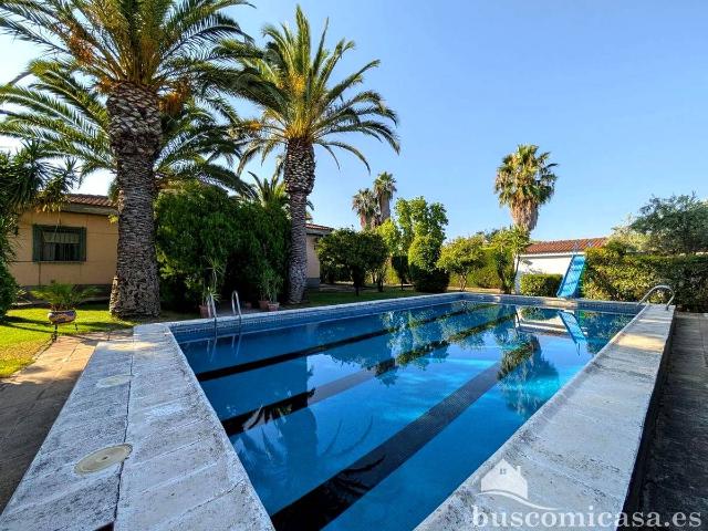 Chalet en venta en Linares, Andalucía