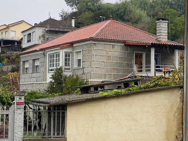 Chalet en venta en Centro, Ourense