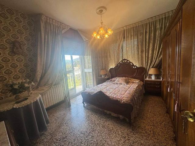 Chalet en venta en Centro, Ourense