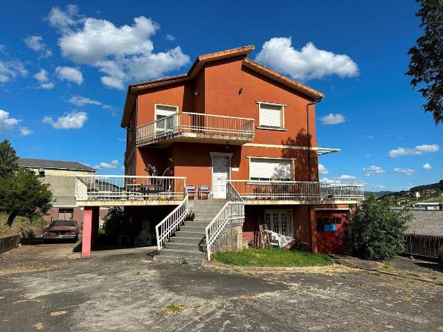 Chalet en venta en Centro, Ourense