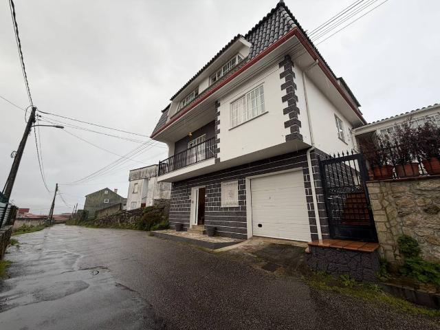 Chalet en venta en Poio, Pontevedra