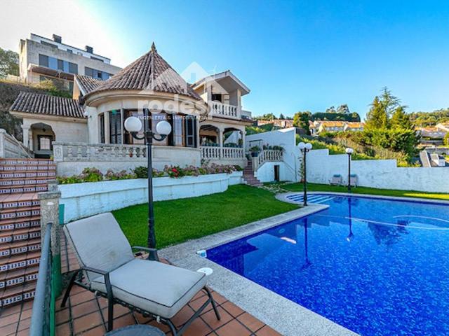 Chalet en venta en Poio, Pontevedra