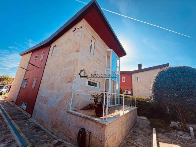 Chalet en venta en Poio, Pontevedra