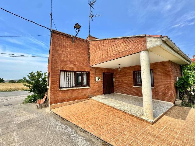 Chalet en venta en San Torcuato, La Rioja