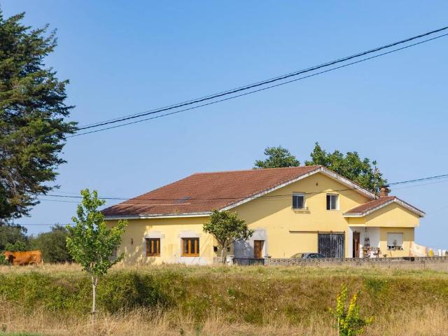 Chalet en venta en San Vicente De La Barquera, Cantabria