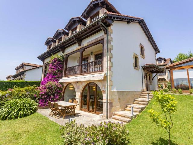 Chalet en venta en San Vicente De La Barquera, Cantabria