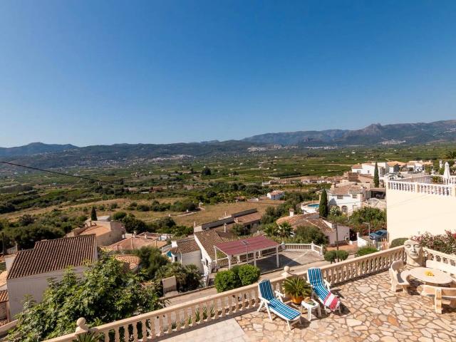 Villa en venta en Sanet Y Negrals, Urbanització Montesano