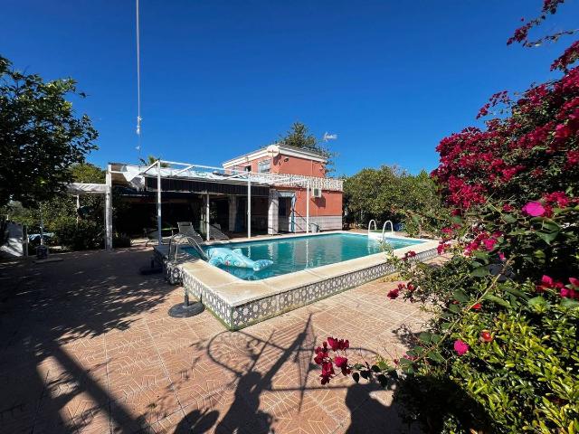 Chalet en venta en Los Barreros, Espartinas