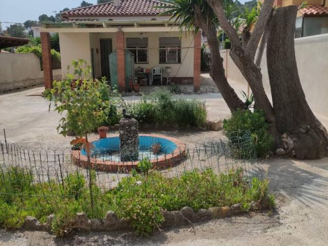 Villa en venta en Sant Andreu De La Barca, Nucli Antic