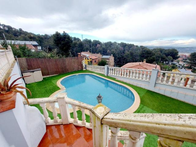 Villa en venta en Sant Andreu De La Barca, Nucli Antic
