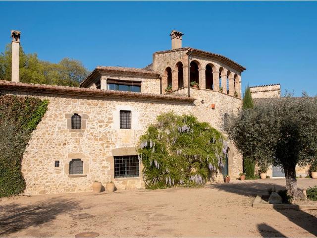 Villa en venta en Sant Jordi Desvalls