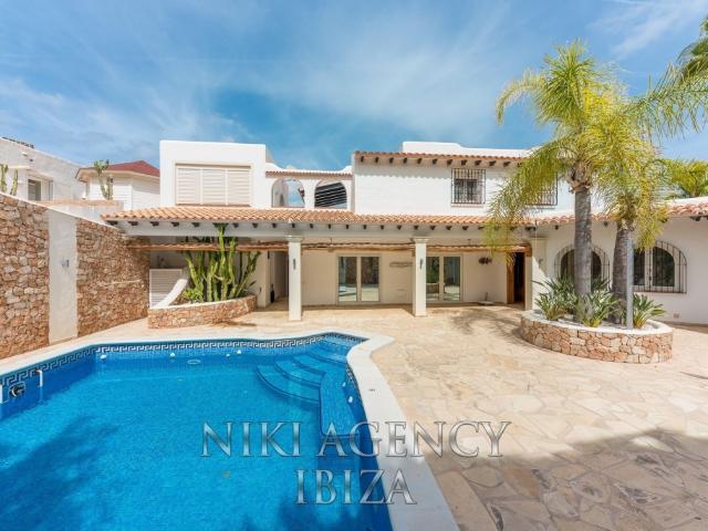 Chalet en venta en Sant Josep de sa Talaia, Eivissa