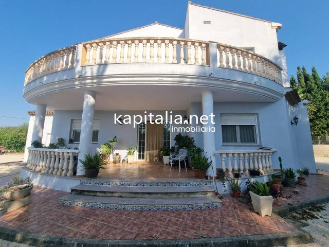 Chalet en venta en la Vila, Ontinyent