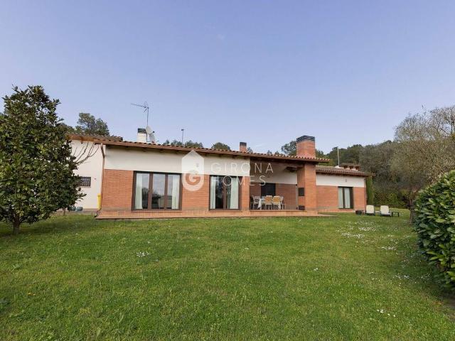 Villa en venta en Sant Julià De Ramis, Sant Julià de Ramis