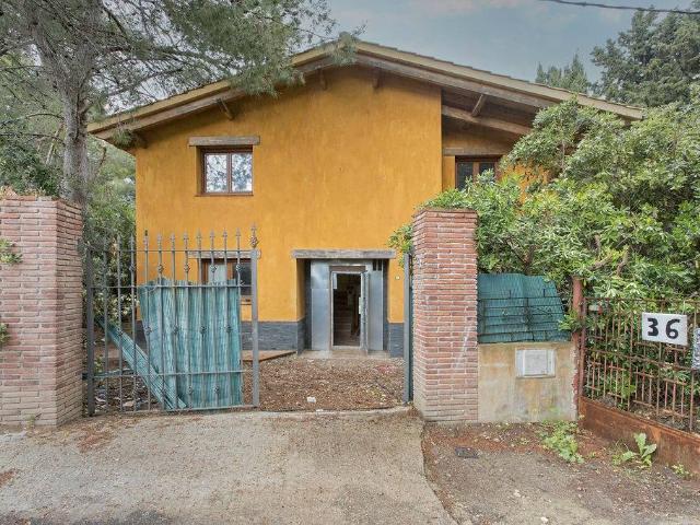 Villa en venta en Rubí