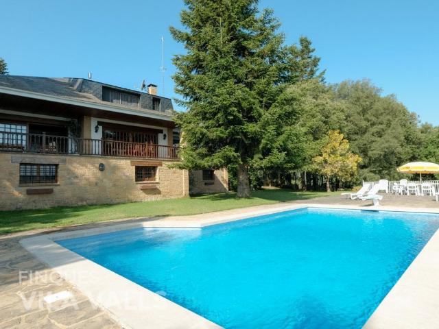 Villa en venta en Sant Quirze Safaja
