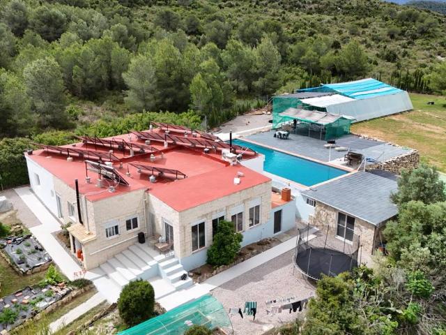 Chalet en venta en el Camp de Túria, Valencia
