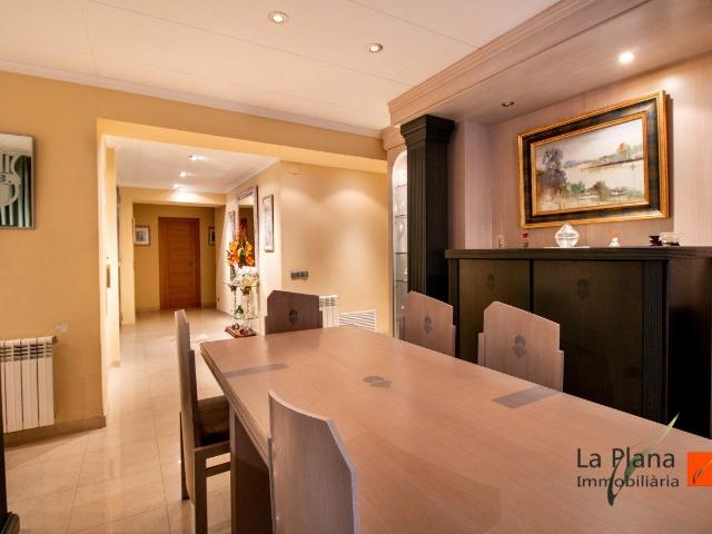 Villa en venta en Santa Bàrbara
