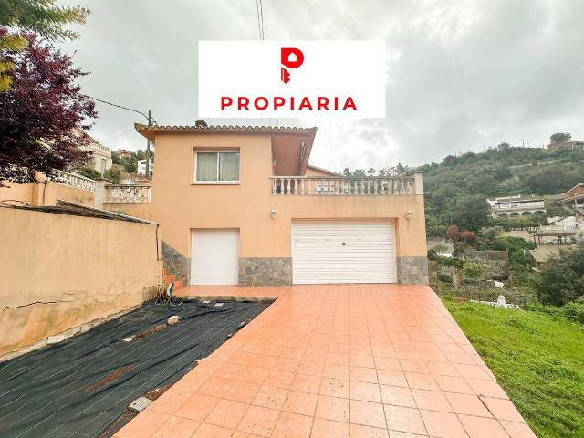 Villa en venta en Santa Coloma De Cervelló, Cesalpina