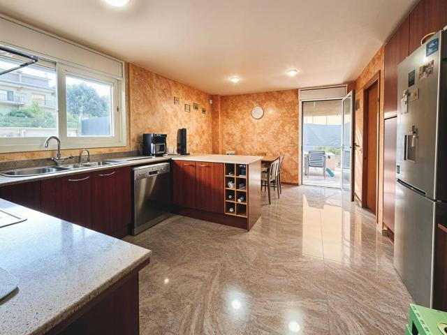 Villa en venta en Santa Coloma De Farners