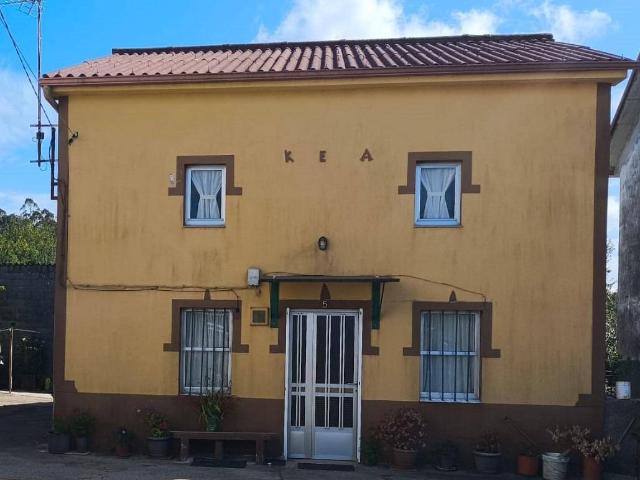 Chalet en venta en Santa Comba, Galicia
