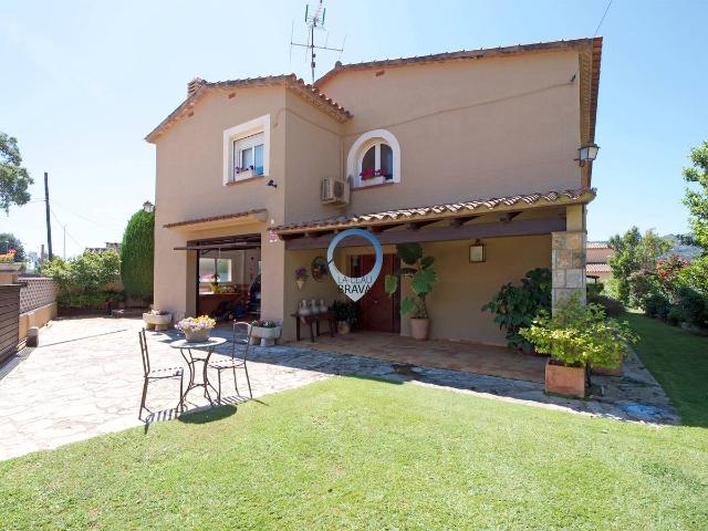 Villa en venta en Santa Cristina D'aro
