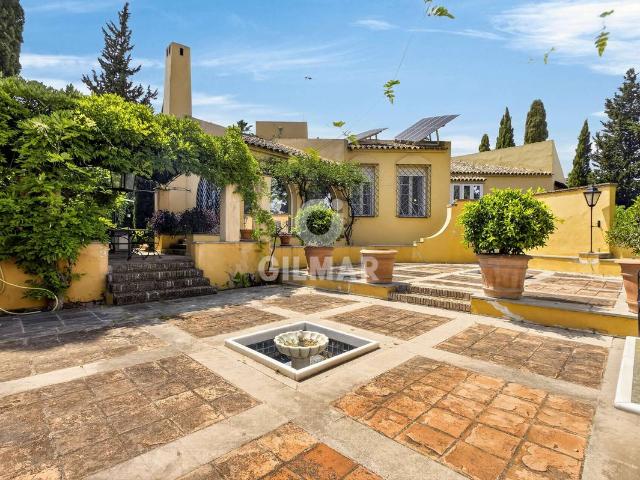 Chalet en venta en Tomares, Andalucía